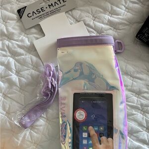 Case-Mate Soap Bubble Bucket Bag